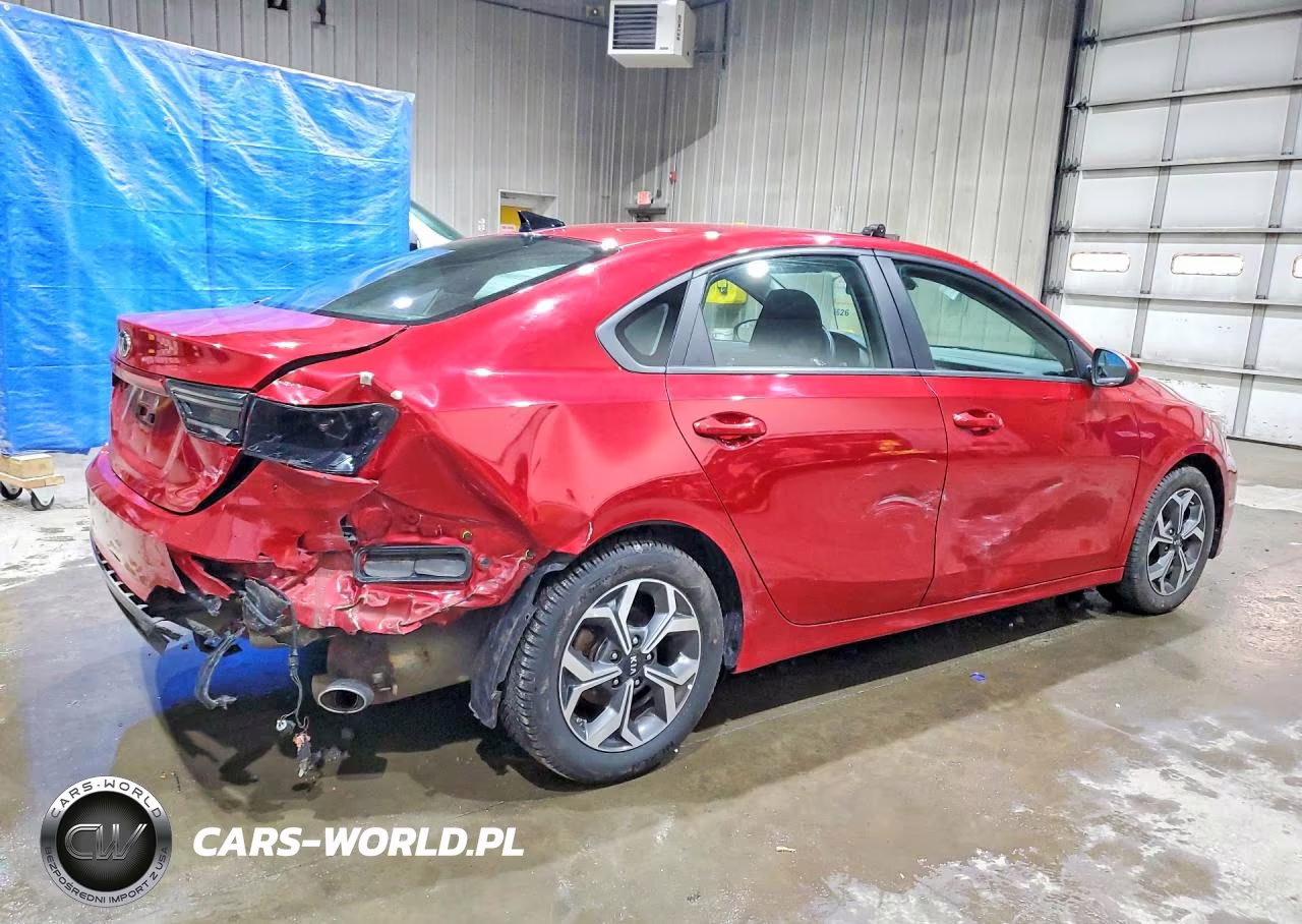 2019 Kia Forte Lxs VIN:3KPF24AD0KE124390 - 3