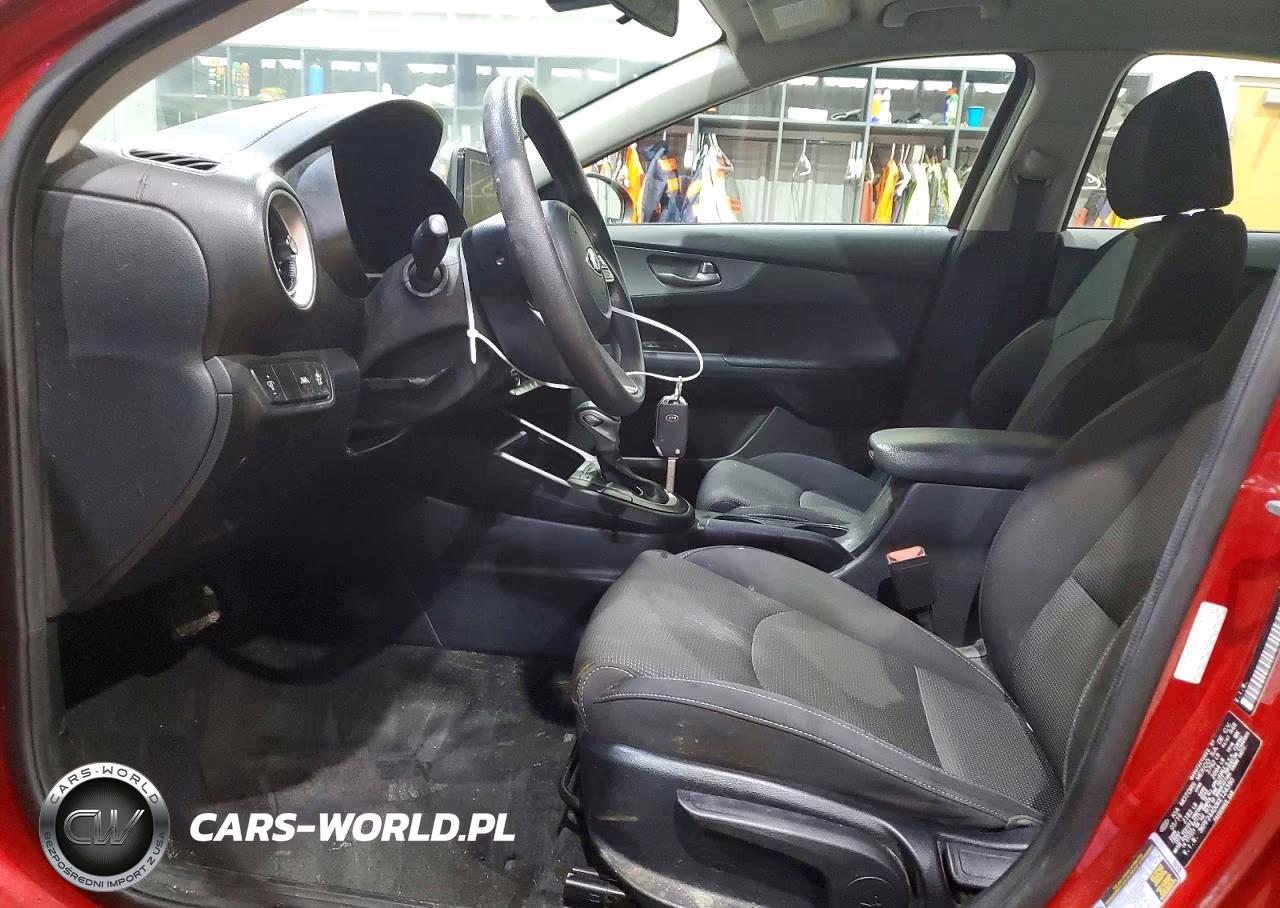 2019 Kia Forte Lxs VIN:3KPF24AD0KE124390 - 7