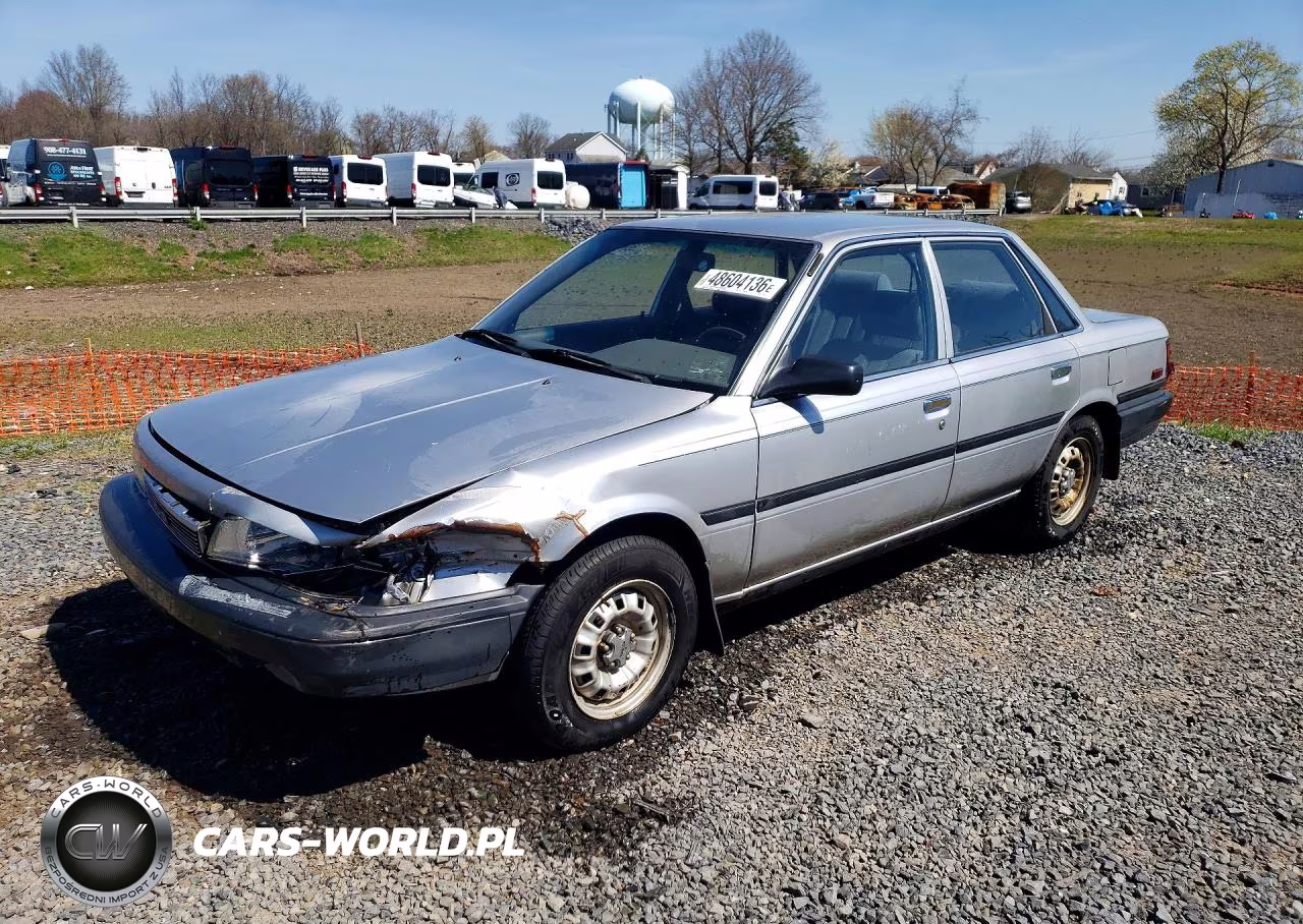 1990 Toyota Camry Base