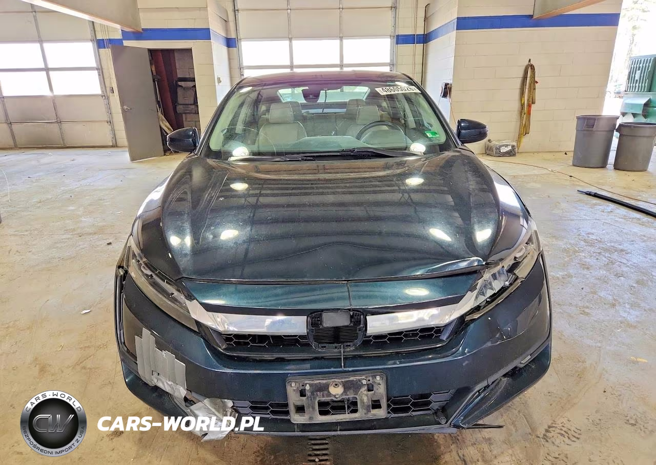 2018 Honda Clarity Touring VIN:JHMZC5F31JC005784 - 5