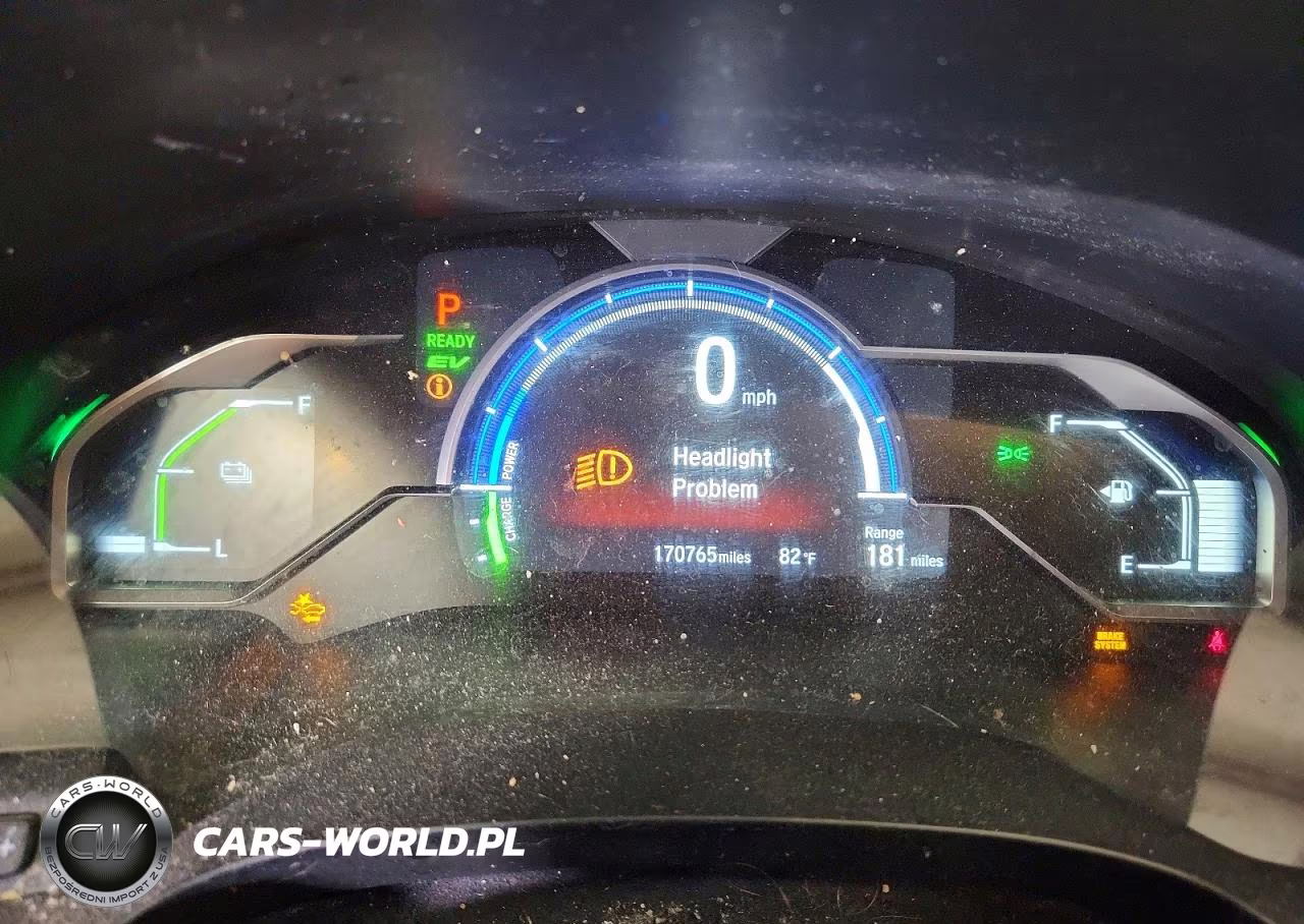 2018 Honda Clarity Touring VIN:JHMZC5F31JC005784 - 9