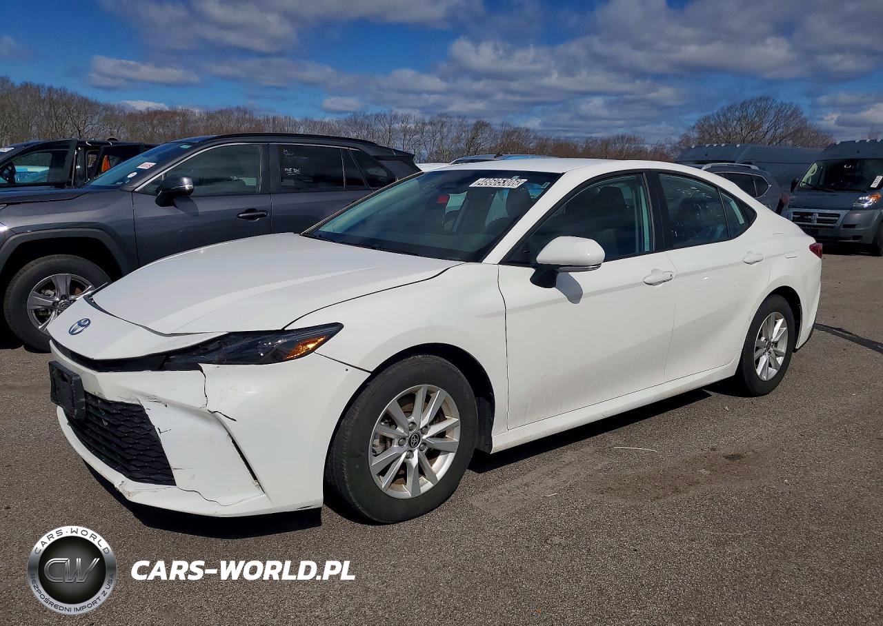 2025 Toyota Camry Le