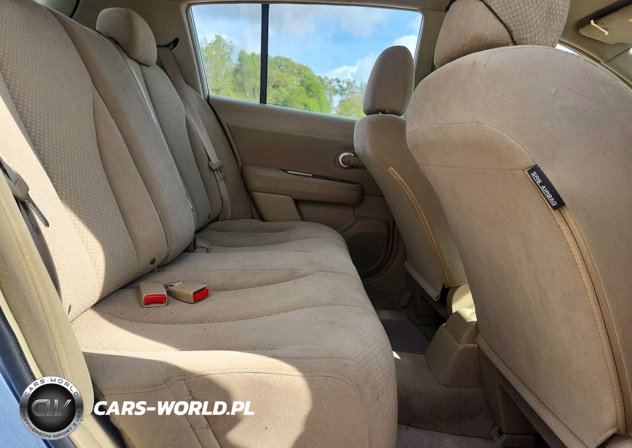 2010 Nissan Versa 1.8 S VIN:3N1BC1CP2AL463246 - 10