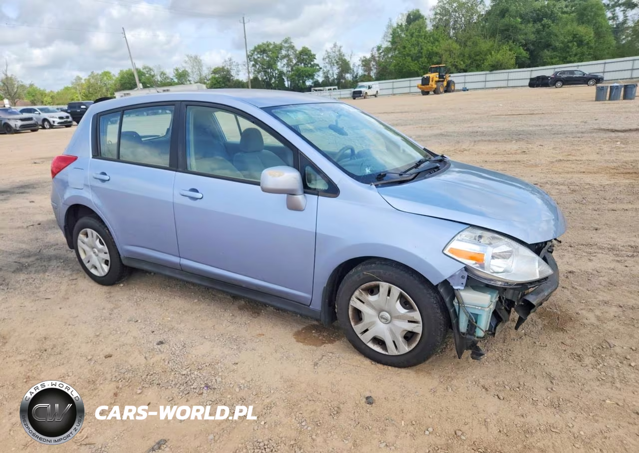 2010 Nissan Versa 1.8 S VIN:3N1BC1CP2AL463246 - 4