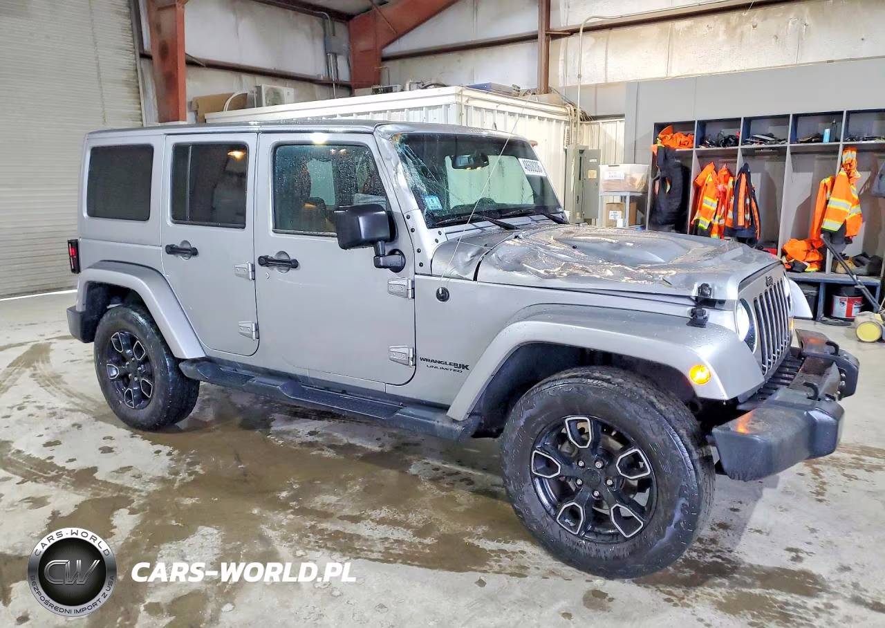 2018 Jeep Wrangler Unlimited Sahara VIN:1C4BJWEG2JL878379 - 4