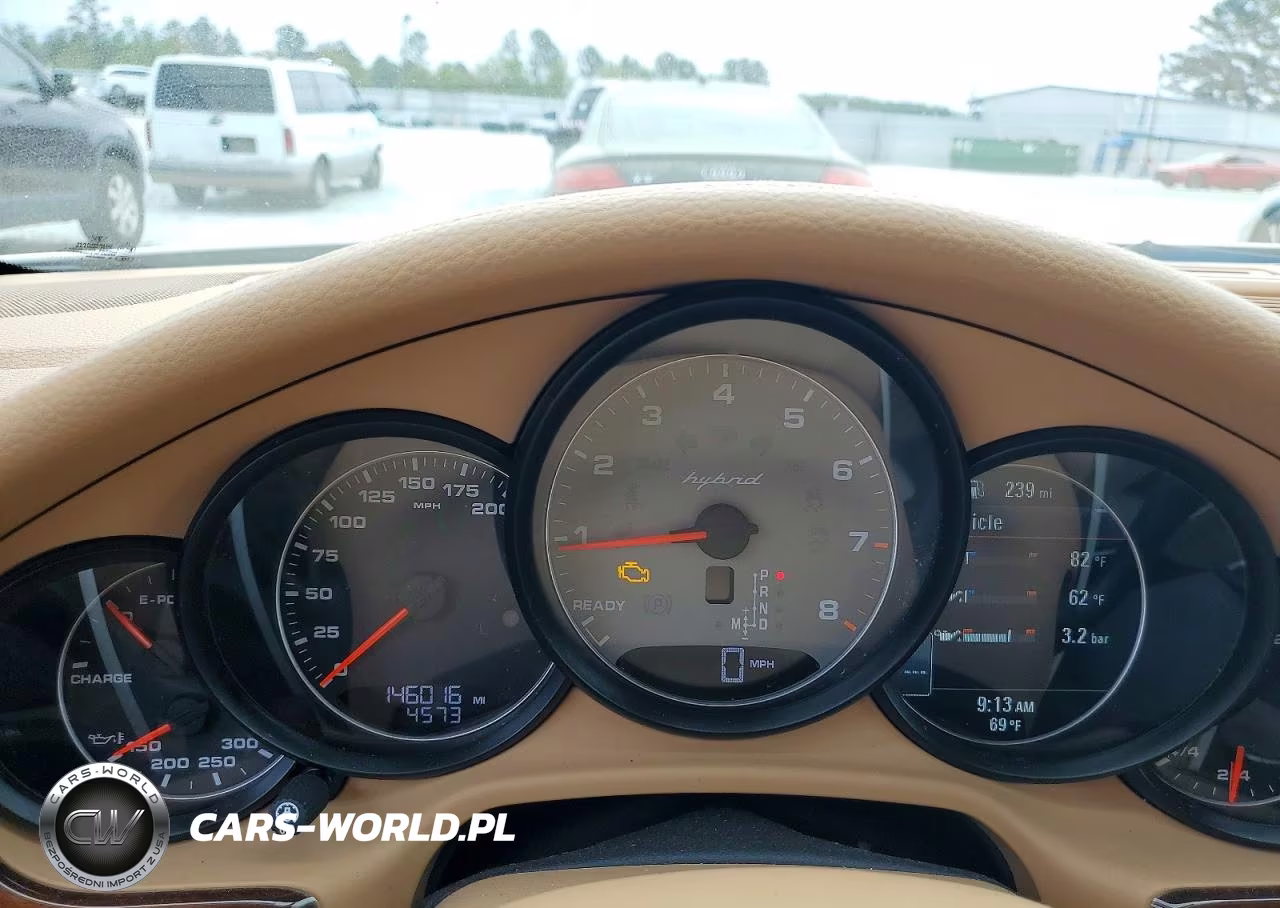 2012 Porsche Panamera S Hybrid VIN:WP0AD2A71CL045144 - 9