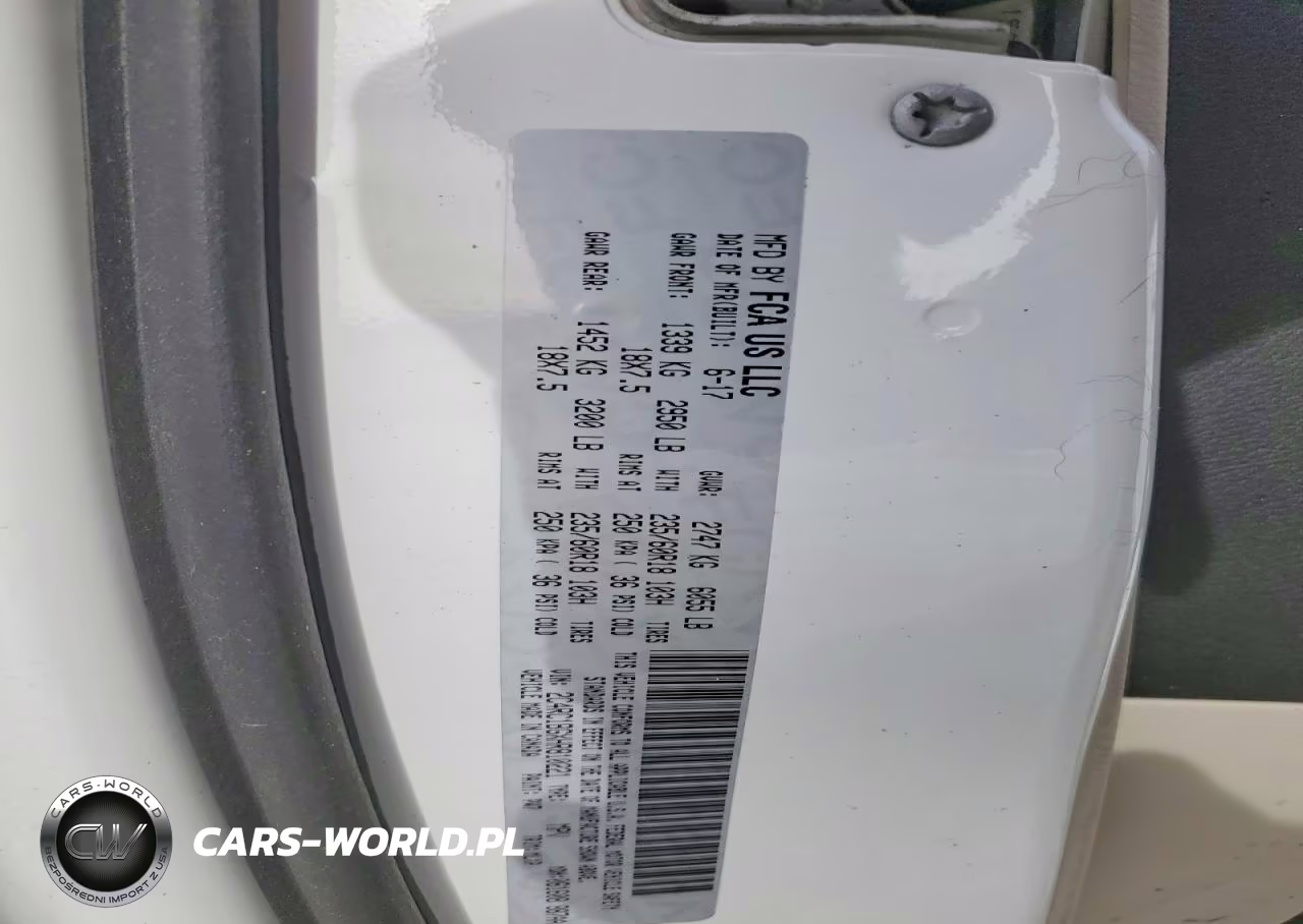 2017 Chrysler Pacifica Touring L VIN:2C4RC1BGXHR810221 - 13