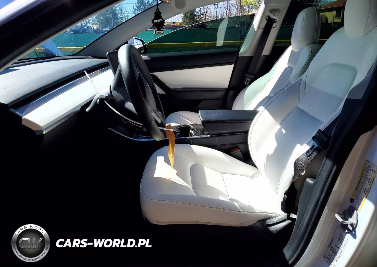 2019 Tesla Model 3 VIN:5YJ3E1EB8KF517727 - 7