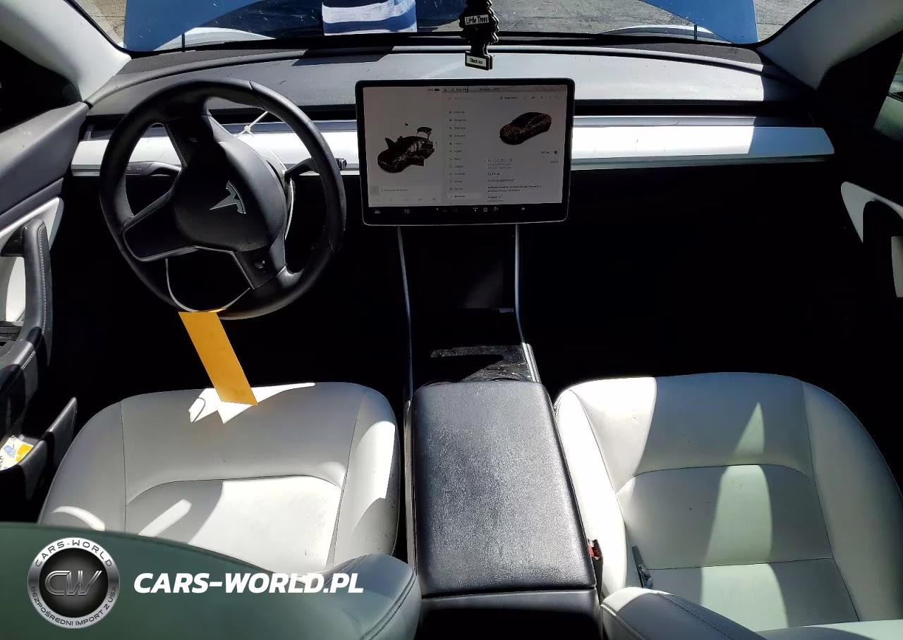 2019 Tesla Model 3 VIN:5YJ3E1EB8KF517727 - 8
