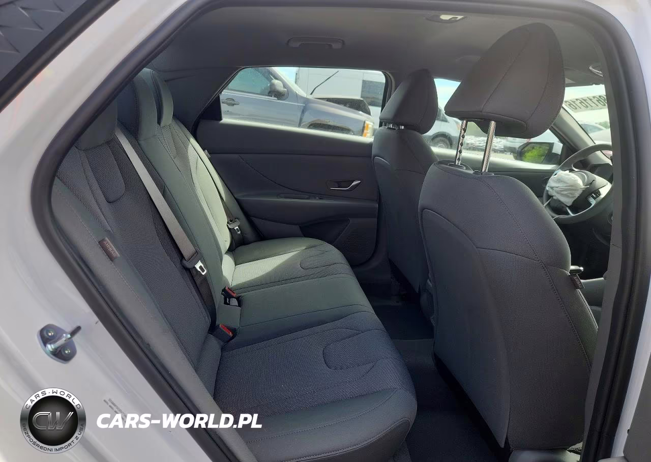 2025 Hyundai Elantra Se VIN:KMHLL4DG3SU088522 - 10