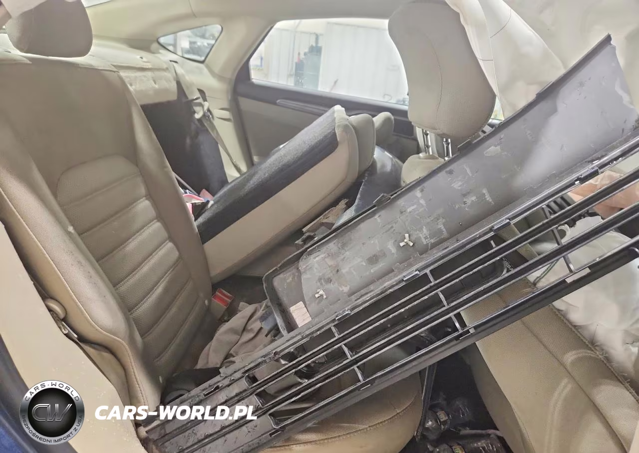 2019 Ford Fusion Se VIN:3FA6P0H73KR235055 - 10