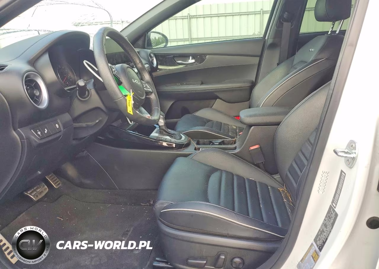 2024 Kia Forte Gt Line VIN:3KPF54AD9RE819937 - 7