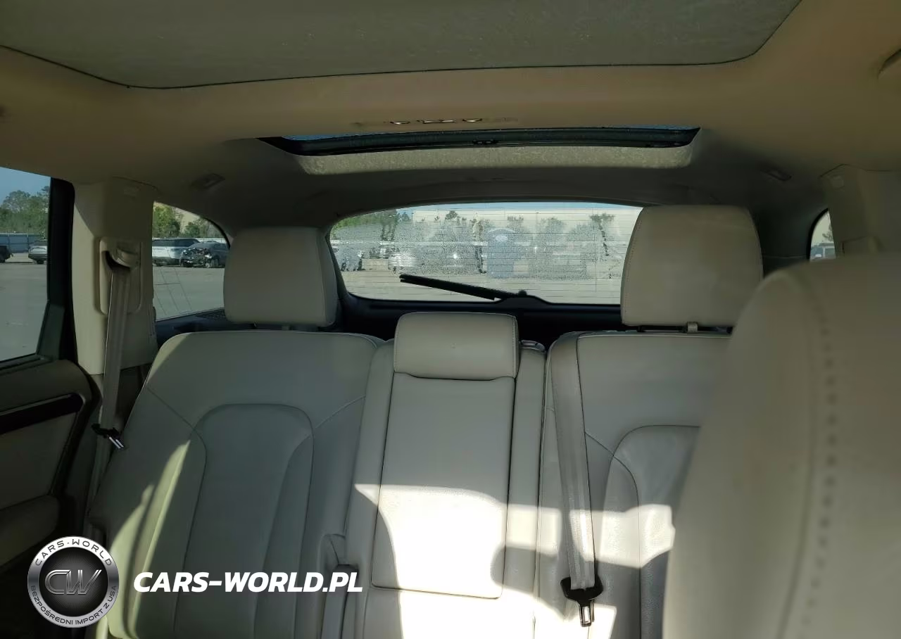 2012 Audi Q7 Premium Plus VIN:WA1LMAFE0CD008309 - 10