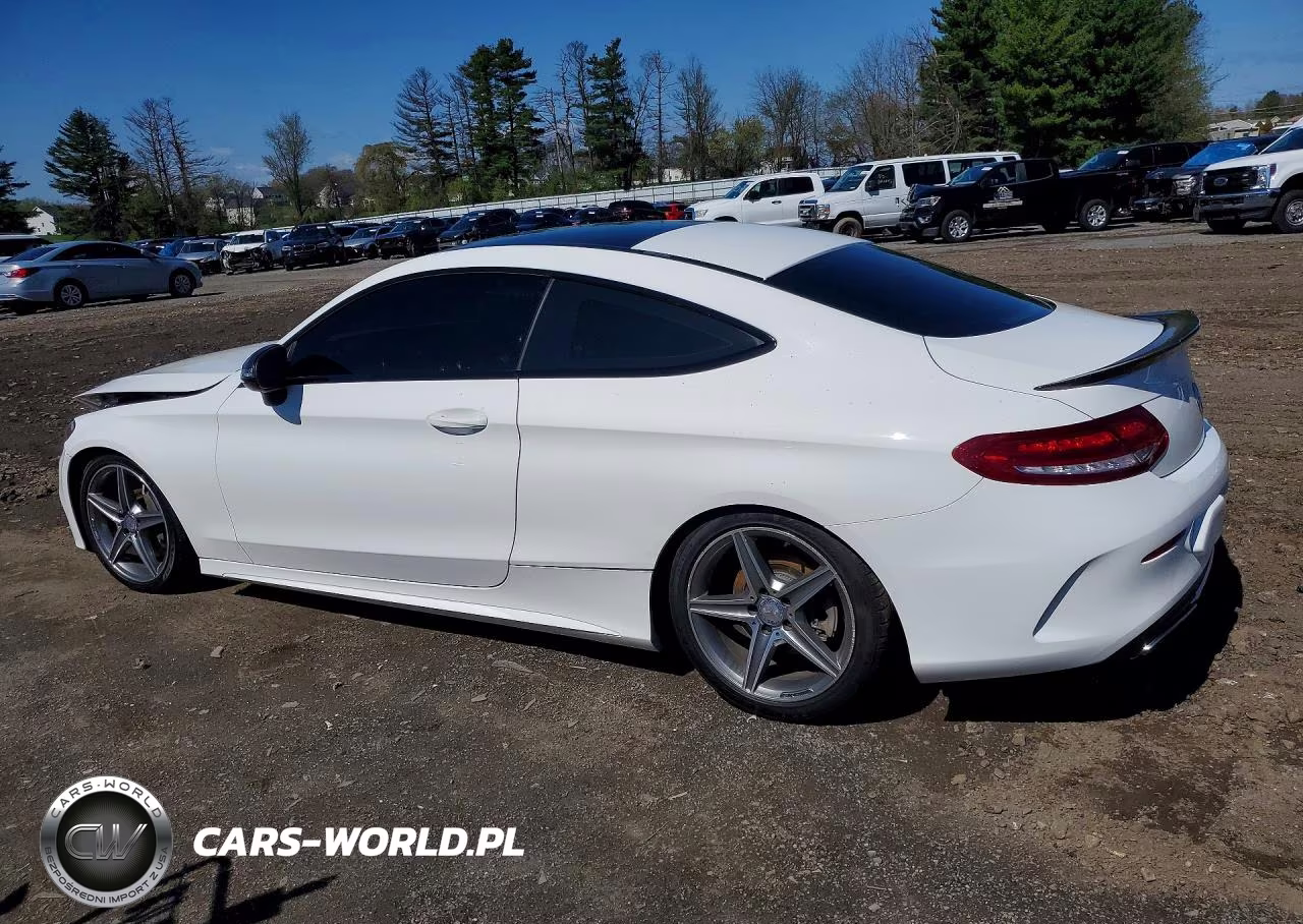 2017 Mercedes-Benz C 300 4Matic VIN:WDDWJ4KBXHF471214 - 2