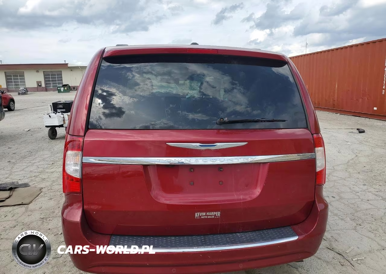 2016 Chrysler Town & Country Touring L VIN:2C4RC1CGXGR175594 - 6