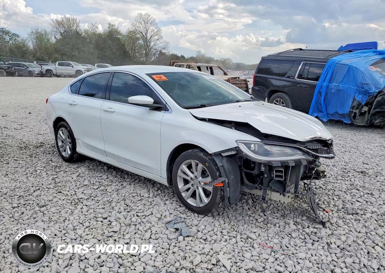 2015 Chrysler 200 Limited VIN:1C3CCCAB3FN744987 - 4