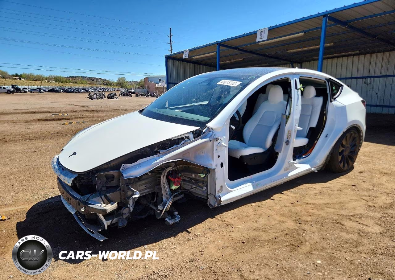 2023 Tesla Model Y – zdjęcie 1 z 13