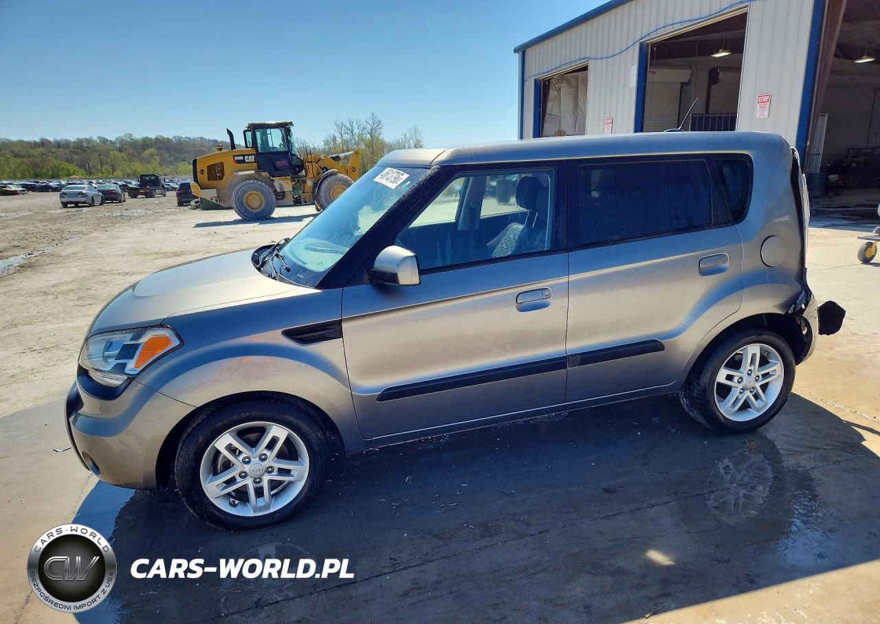 2010 Kia Soul +