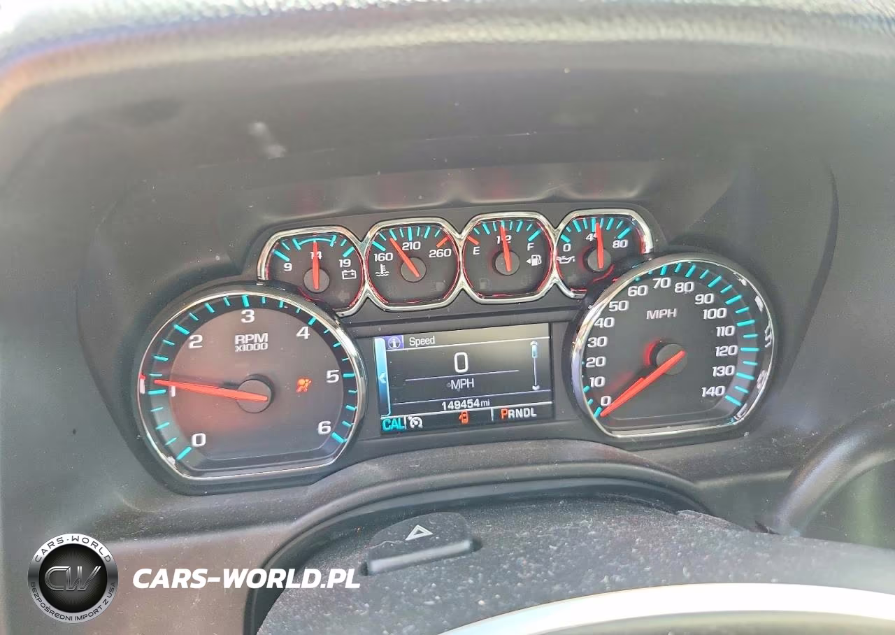 2018 Chevrolet Tahoe C1500 Ls VIN:1GNSCAKC5JR218212 - 9