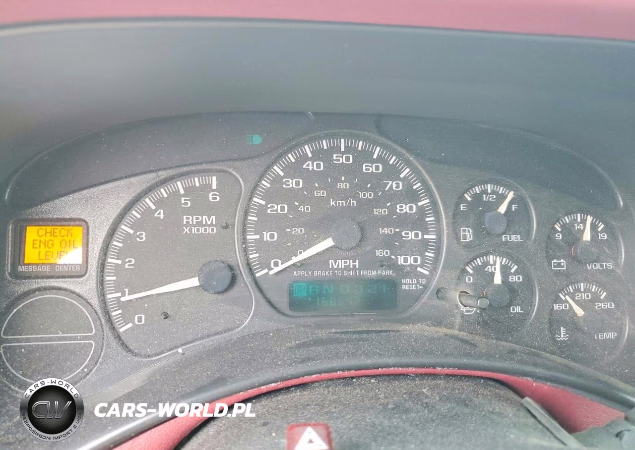 2002 Chevrolet Silverado C1500 VIN:2GCEC19T221116114 - 9