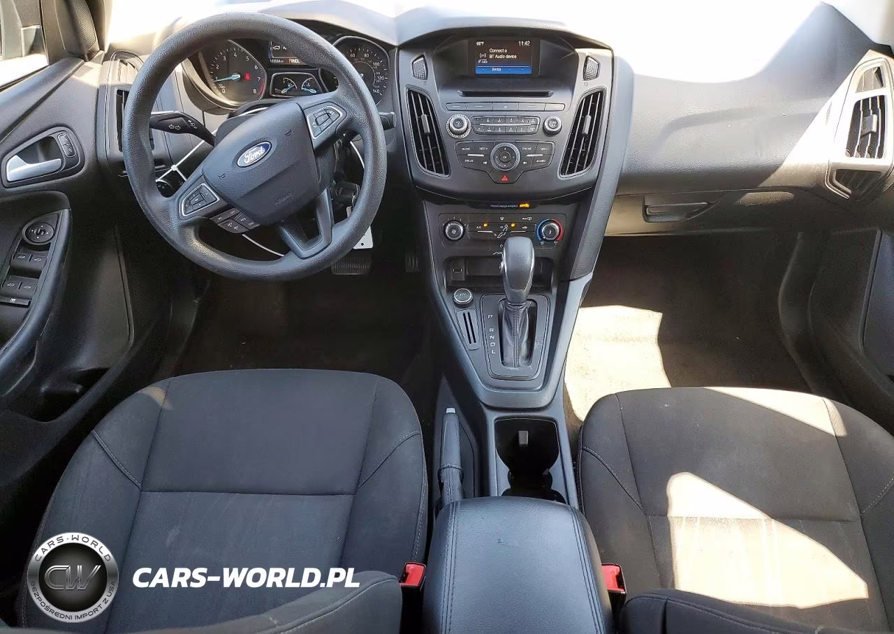 2017 Ford Focus Se VIN:1FADP3F23HL269911 - 8