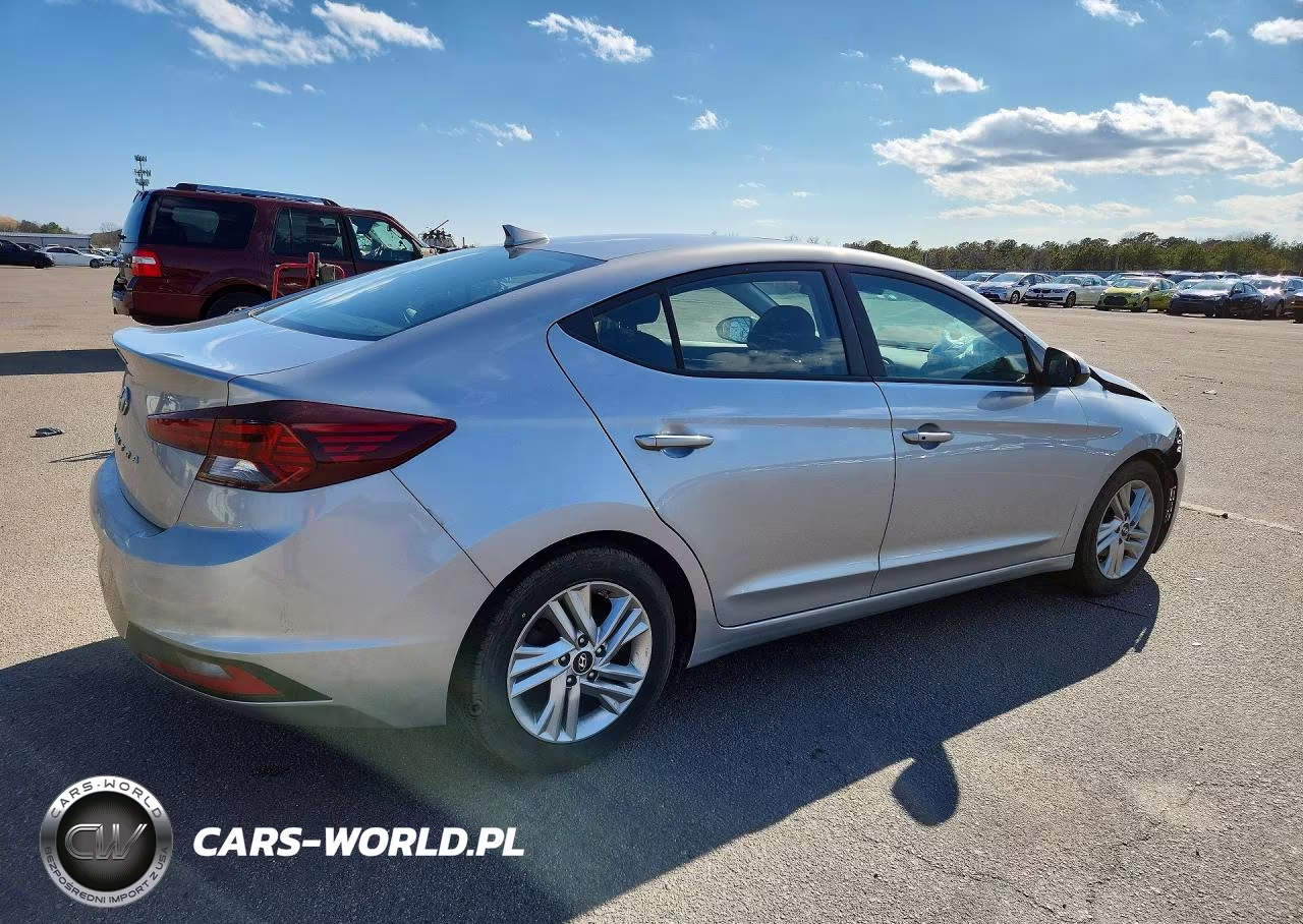 2020 Hyundai Elantra Value Edition VIN:5NPD84LF2LH631714 - 3
