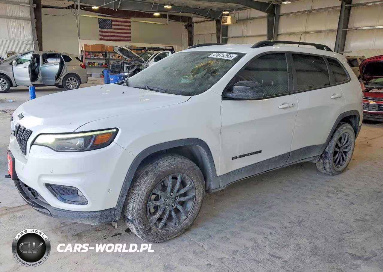 2023 Jeep Cherokee Altitude Lux