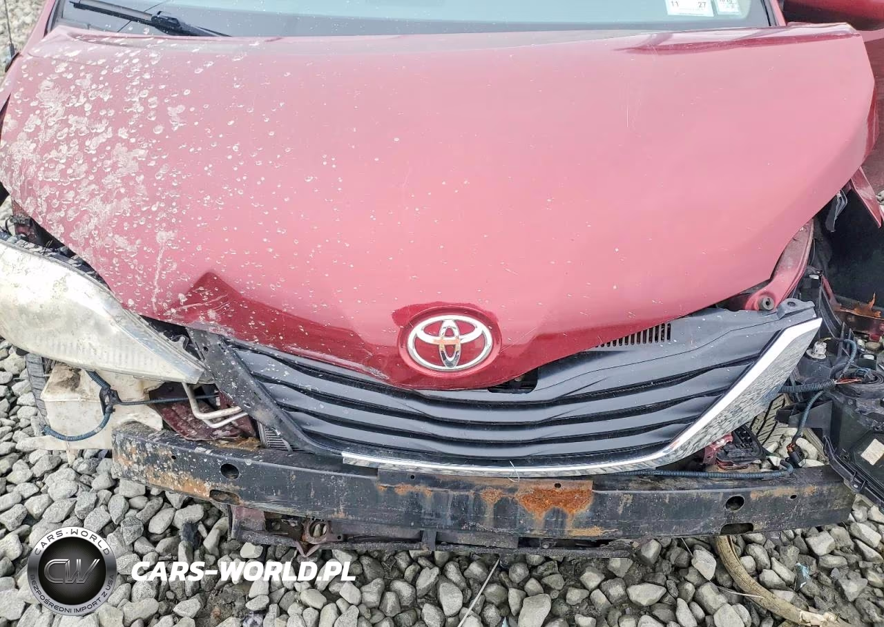 2014 Toyota Sienna Le 7-Passenger VIN:5TDJK3DC7ES082639 - 12