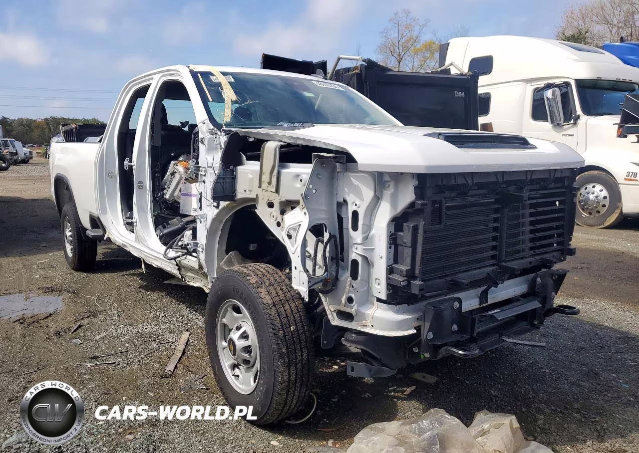 2024 Chevrolet Silverado C2500 Heavy Duty VIN:1GC5WLE79RF442121 - 4