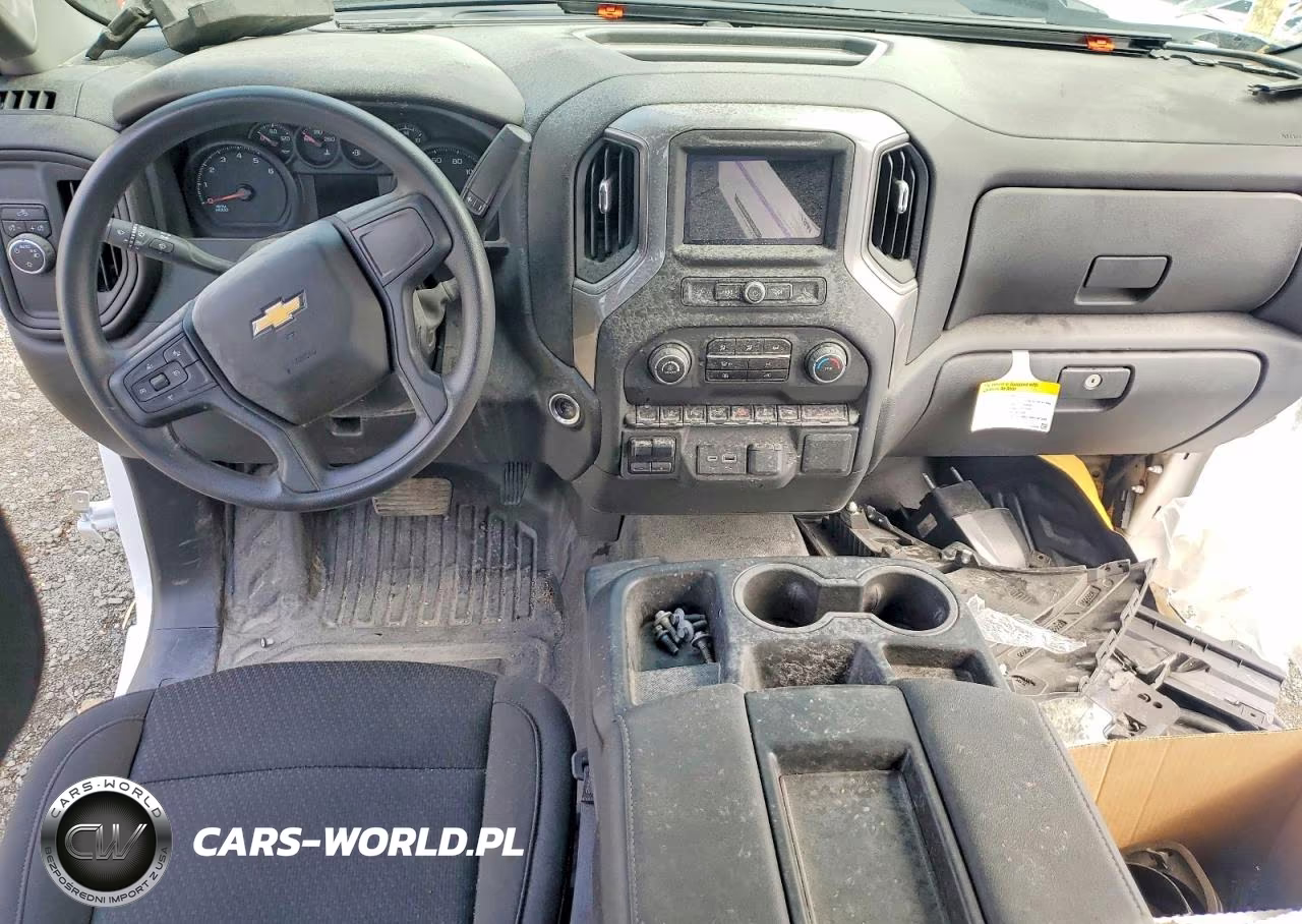 2024 Chevrolet Silverado C2500 Heavy Duty VIN:1GC5WLE79RF442121 - 8