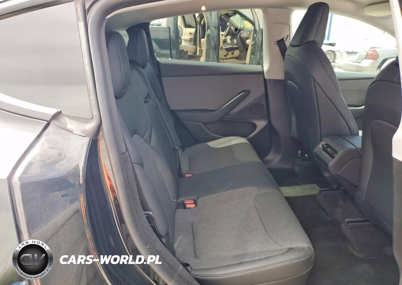 2026 Tesla Model Y VIN:7SAYGDED7TA595033 - 11
