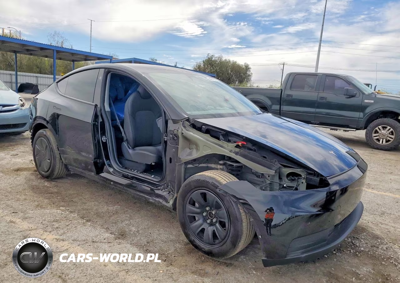 2026 Tesla Model Y VIN:7SAYGDED7TA595033 - 4