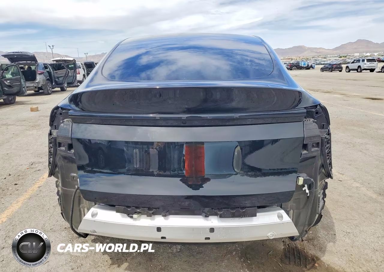 2026 Tesla Model Y VIN:7SAYGDED7TA595033 - 6