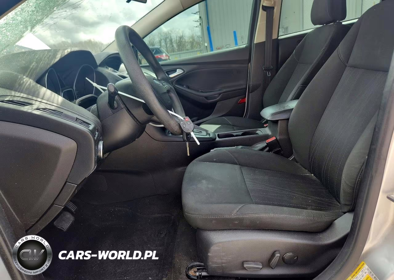 2016 Ford Focus Se VIN:1FADP3F25GL202998 - 7