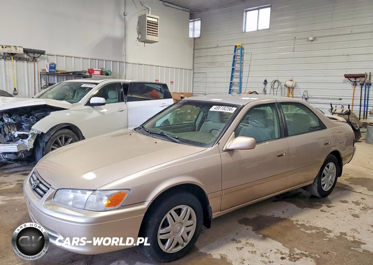 2000 Toyota Camry Le