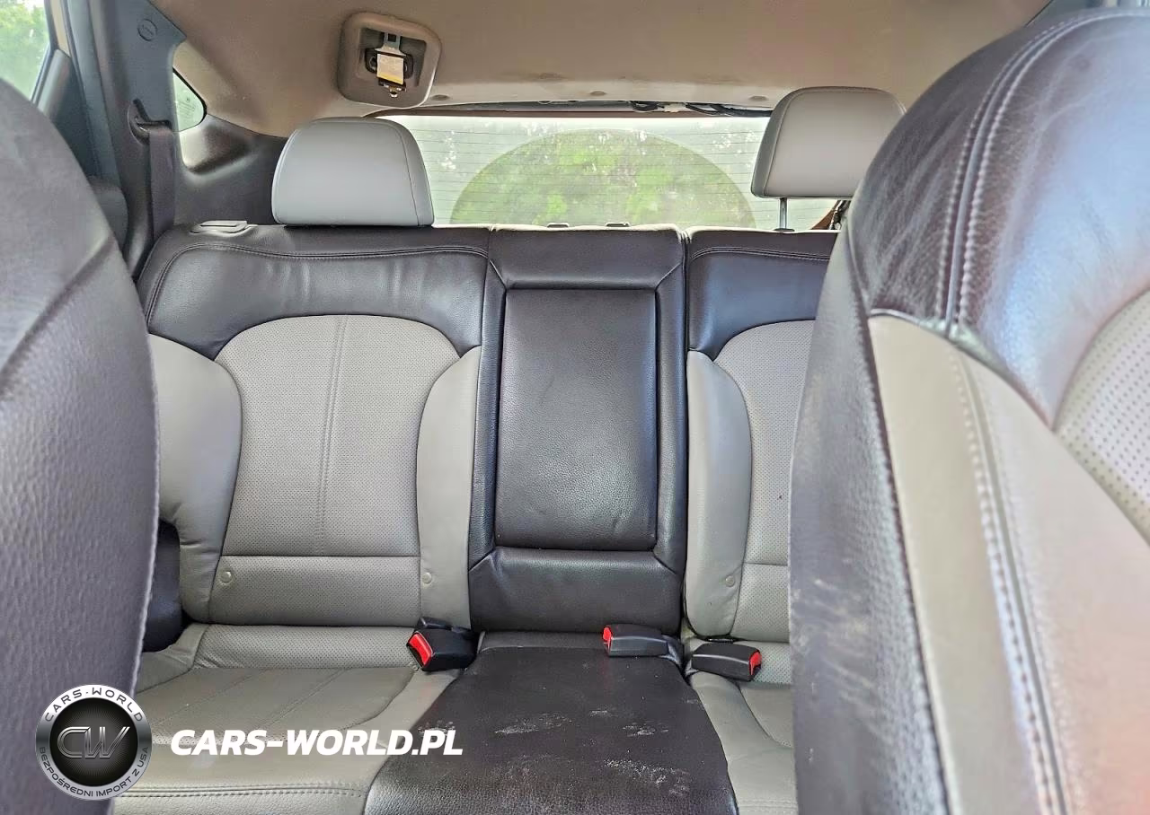 2012 Hyundai Tucson VIN:KM8JU3AC7CU486561 - 10