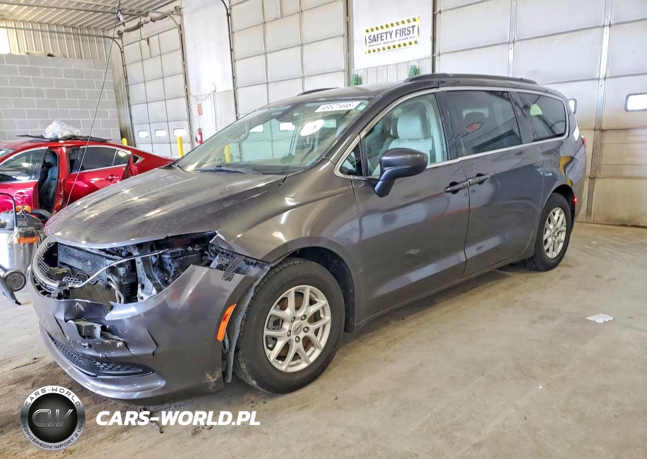 2021 Chrysler Voyager Lxi