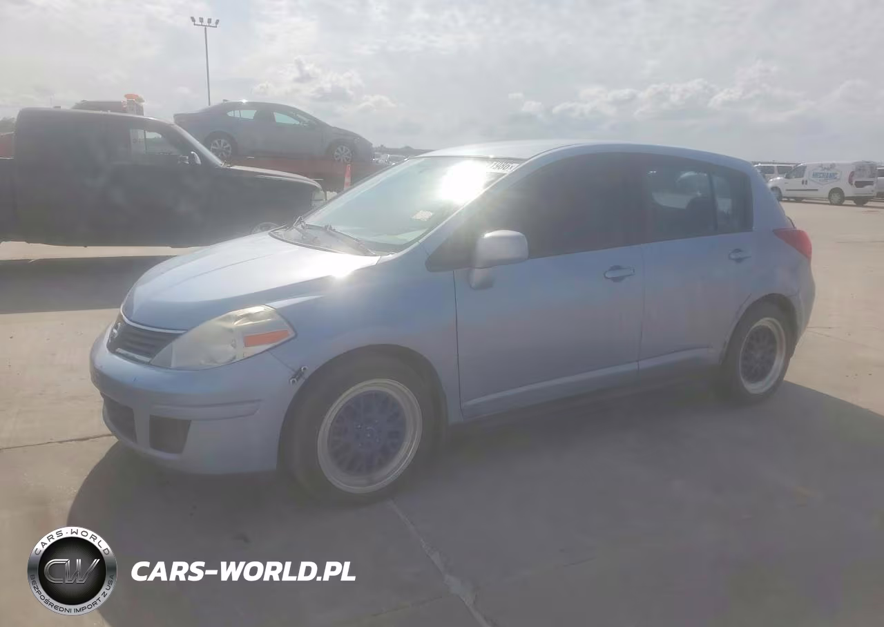 2009 Nissan Versa 1.8 S