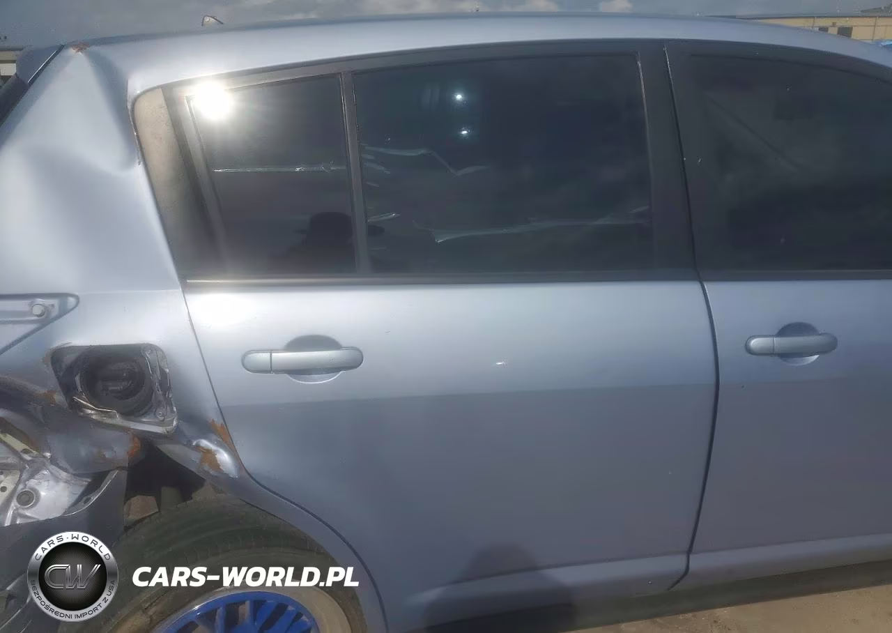 2009 Nissan Versa 1.8 S VIN:3N1BC13E59L490483 - 11