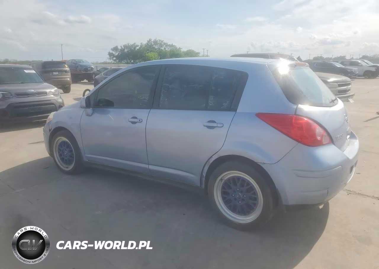 2009 Nissan Versa 1.8 S VIN:3N1BC13E59L490483 - 2