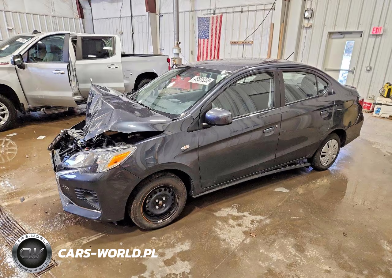 2024 Mitsubishi Mirage G4 Es – zdjęcie 1 z 13