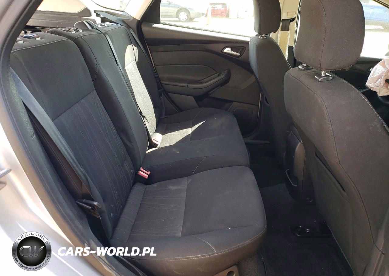 2015 Ford Focus Se VIN:1FADP3K24FL282329 - 11