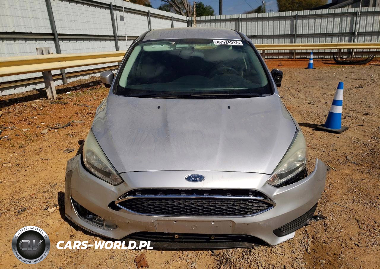 2015 Ford Focus Se VIN:1FADP3K24FL282329 - 5