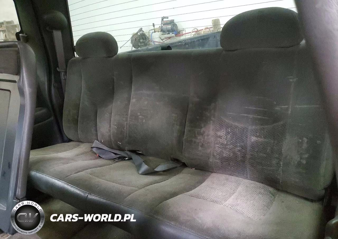 2003 Chevrolet Silverado K2500 Heavy Duty VIN:1GCHK29U33E229827 - 10