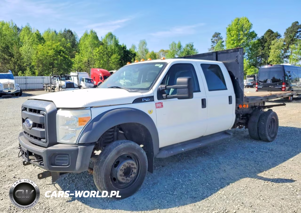 2014 Ford F450 Super Duty Flatbed Truck