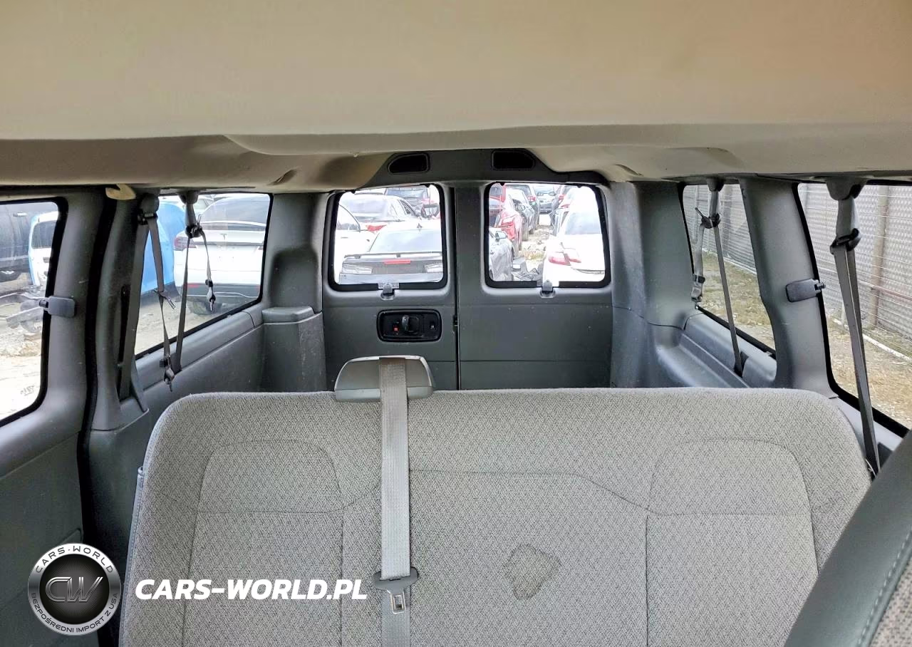 2012 Chevrolet Express G1500 Lt VIN:1GNSGCF42C1130285 - 10