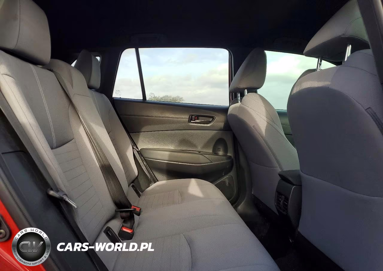 2025 Toyota Corolla Cross Hybrid Se VIN:7MUFBABG3SV078928 - 11