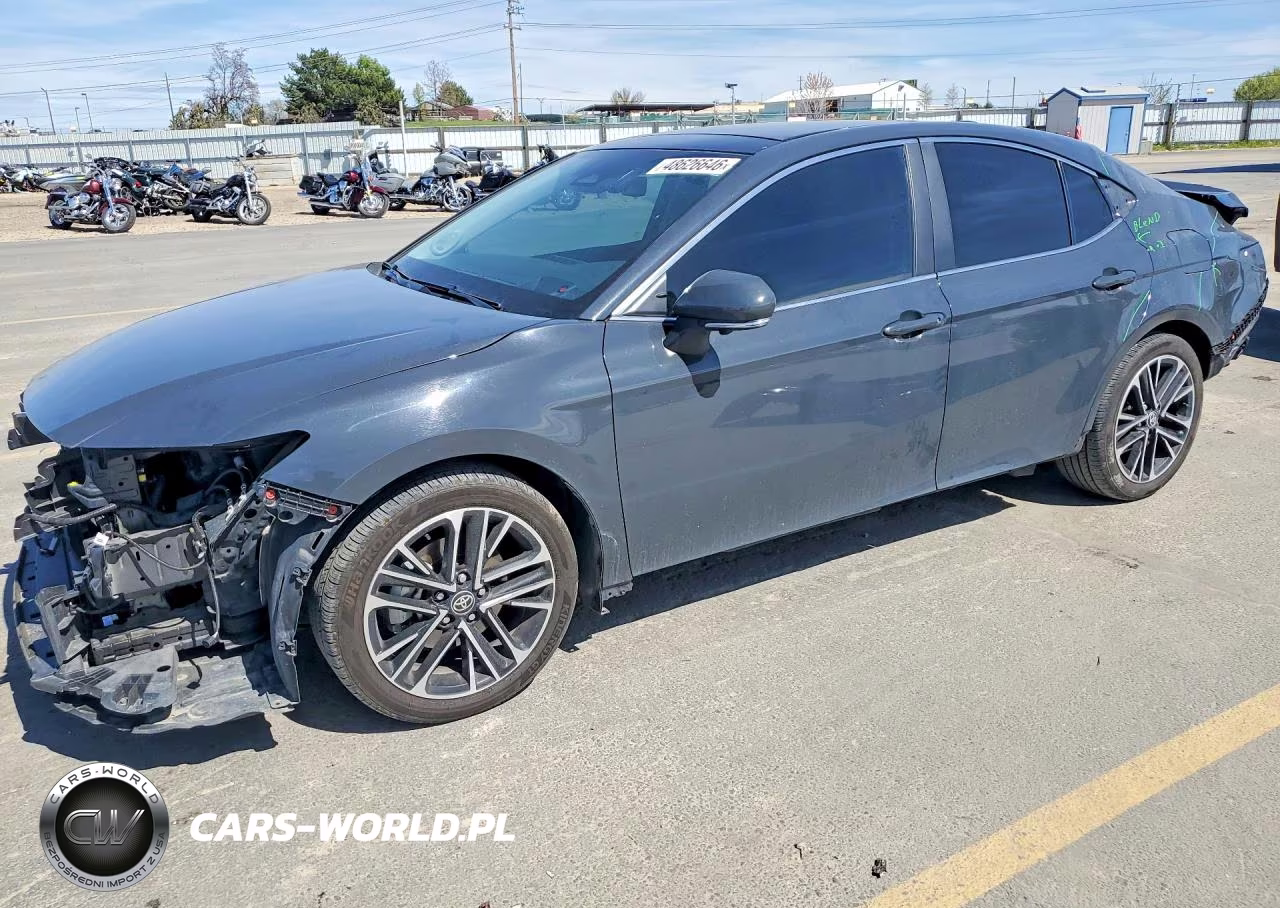 2025 Toyota Camry Xle