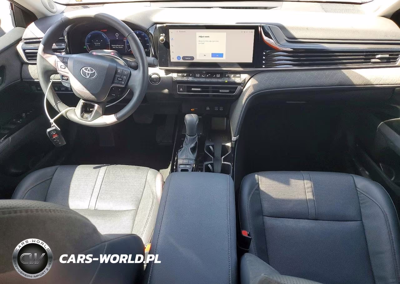 2025 Toyota Camry Xle VIN:4T1DAACK2SU532682 - 8