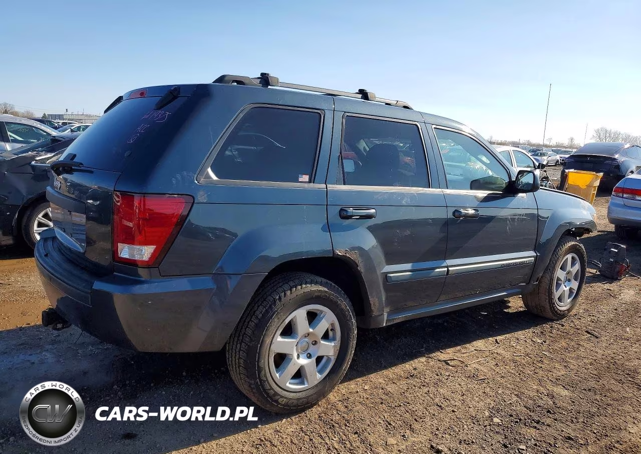 2008 Jeep Grand Cherokee Laredo VIN:1J8GR48K28C174883 - 3